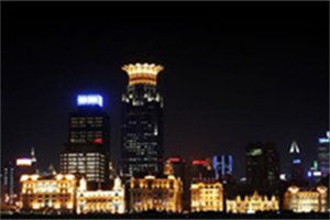 Between Steps： Enjoying Life in Shanghai